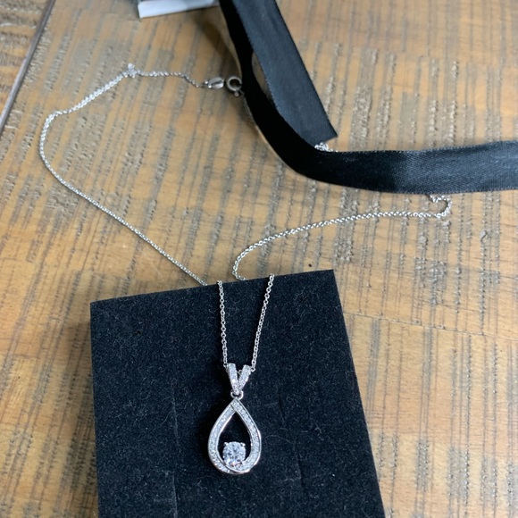 3/$30 Cate & Chloe 18k White Gold Halo Pendant Necklace CZ Crystal Teardrop - Picture 11 of 15